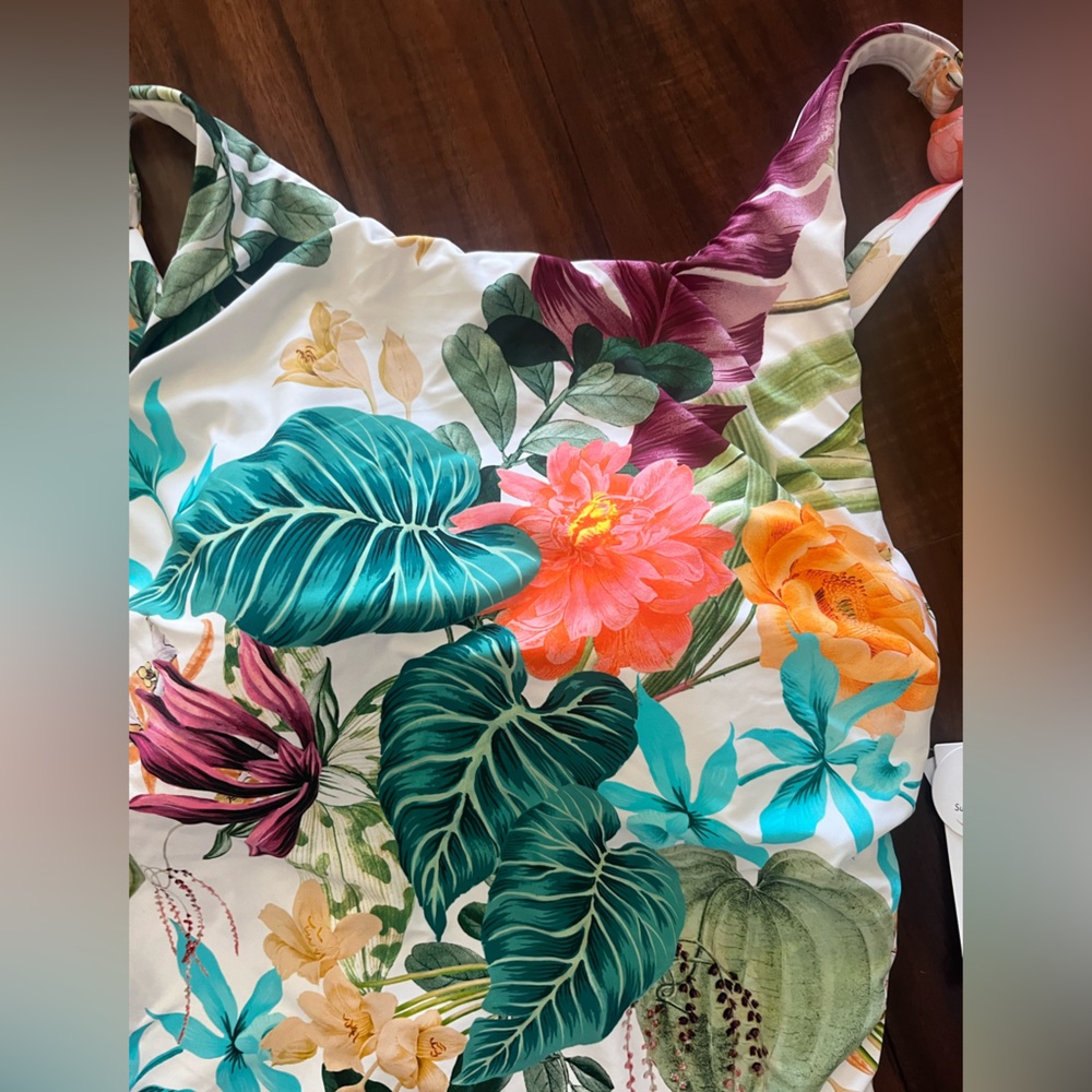 New Jantzen woman One-Piece Swimsuit in White with Tropical Floral Print size 12 - Picture 8 of 15